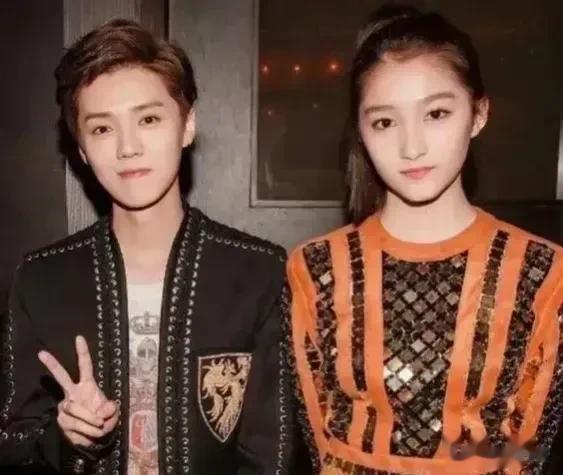 吉他|鹿晗关晓彤相恋多年,从一开始的不被看好走到现在,好事将近了