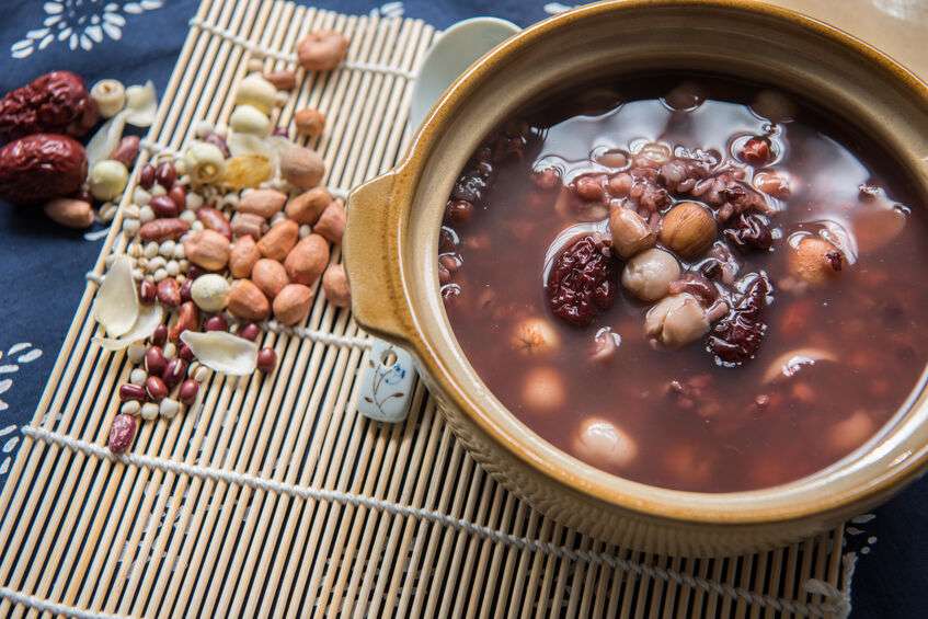 维生素D|女性脾虚时，脸上或有4种表现，若你有，及时进行调理