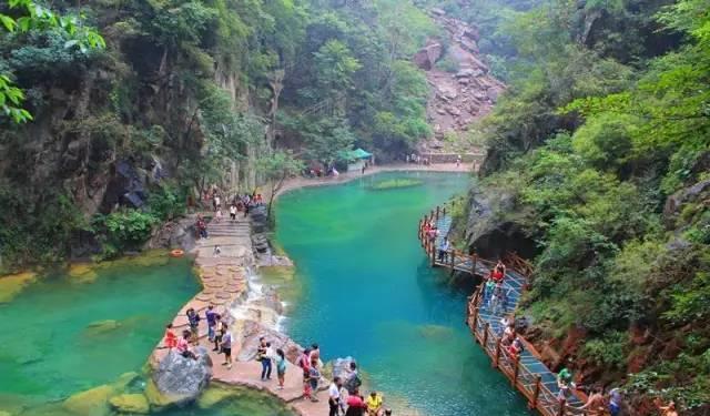 雅安|辉县冷门景区,地势险峻瀑布飘落,被赞誉“贵在原始,美在自然”