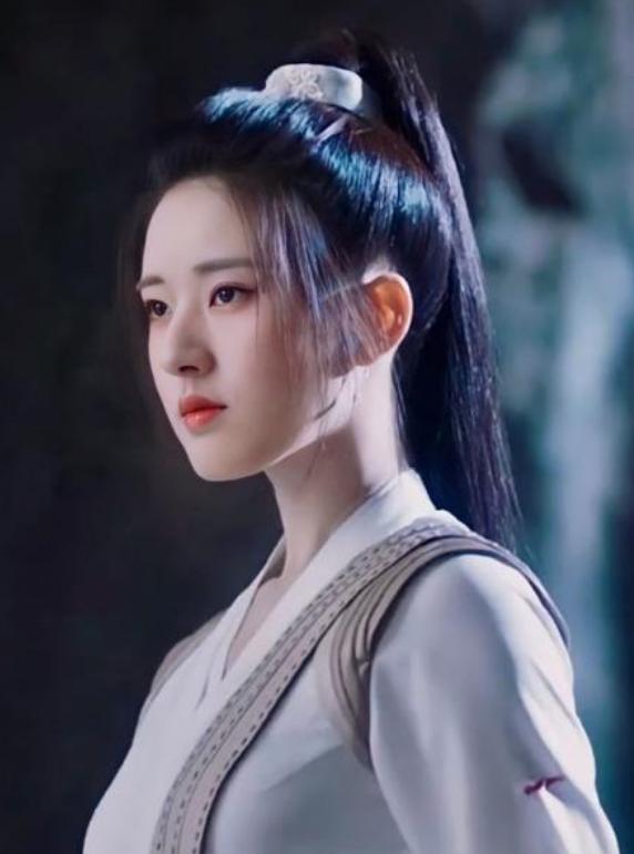 玉骨遥|《玉骨遥》《且试天下》主角年龄相差大，大花搭小生的时代过去了