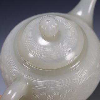 和田玉籽料|和田玉籽料薄胎回形纹茶壶