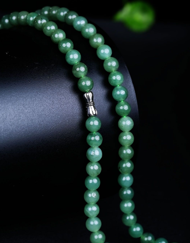 琥珀|象征意义,多角度全方位解析,带你了解真正的翡翠