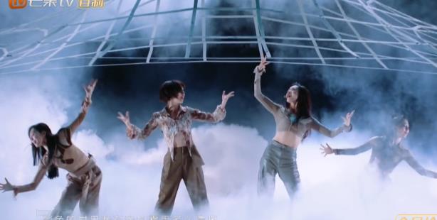 刘恋|刘恋小组意难平，高难度舞台堪称艺术品，人气却成为绊脚石