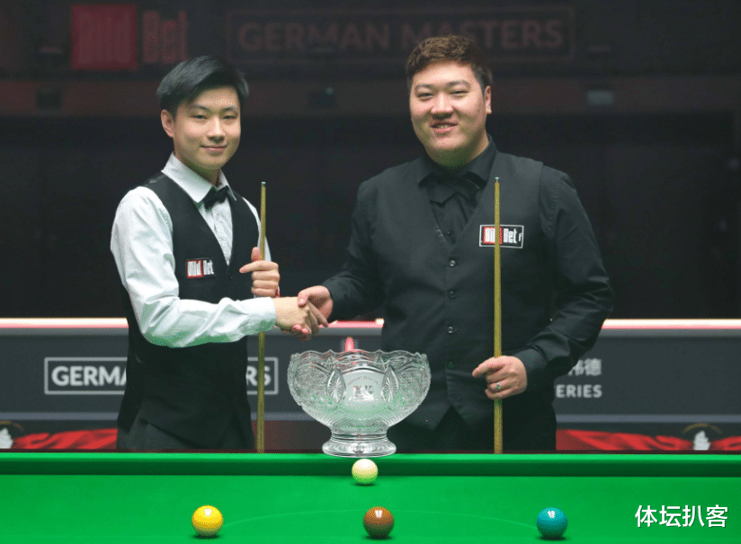 丁俊晖|斯诺克47年诞生11位世界第1！丁俊晖保持2大尴尬纪录，在位仅21天