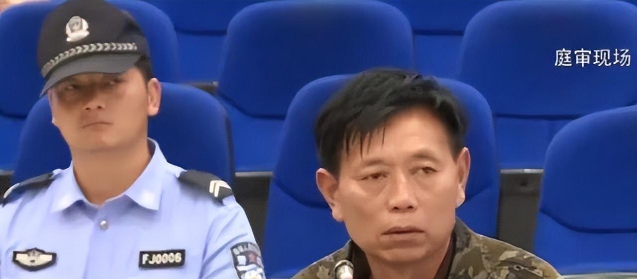 70年代，大妈被判流氓罪心生不满，出狱后竟开始疯狂报复社会