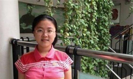 香港大学|高考史上含金量最高女状元：连考两次都是省状元，现在过得怎么样