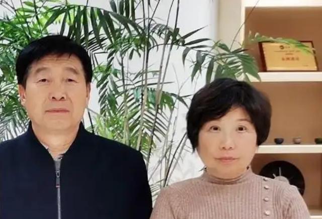 杜新枝|亲友团来了?姚策堂嫂堂姐赶赴开封,为杜新枝郭希宽声援助威