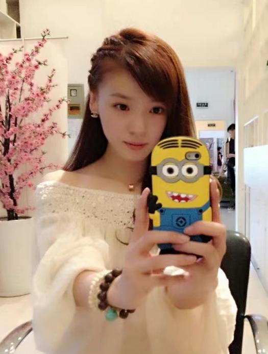 高亚麟|高亚麟的妻子时玮，嫁大11岁丈夫恩爱14年，至今无子依然幸福甜蜜