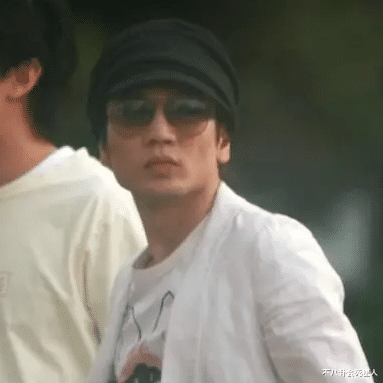 王珂|“京城四少”没落史:破产、离婚、靠老婆养活,脸面碎了一地