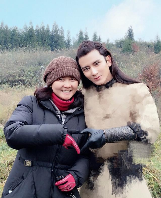 杨阳|曾跟经纪公司闹翻,后转签杨阳导演公司,梦华录“油腻哥”不容易