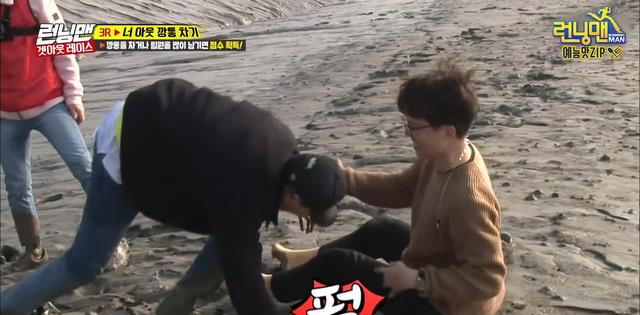 刘在石|韩媒称刘在石陷入事业危机：多档综艺导演换人，收视口碑双下滑！