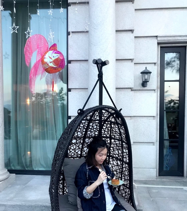甘比 香港亿万女首富也晋级美容博主，为博甘比红颜一笑品牌们也是拼了