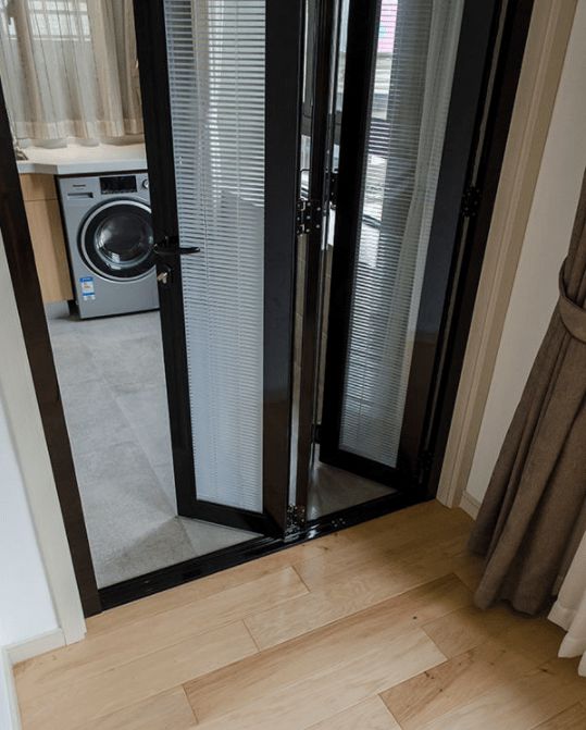 越来越多家庭装分区式阳台,把休闲和实用完美结合,很聪明!