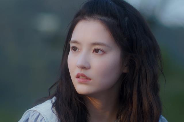 姐弟恋|开播成飙升榜第二，张楚寒令观众成功入坑，姐弟恋爱情剧有王炸了