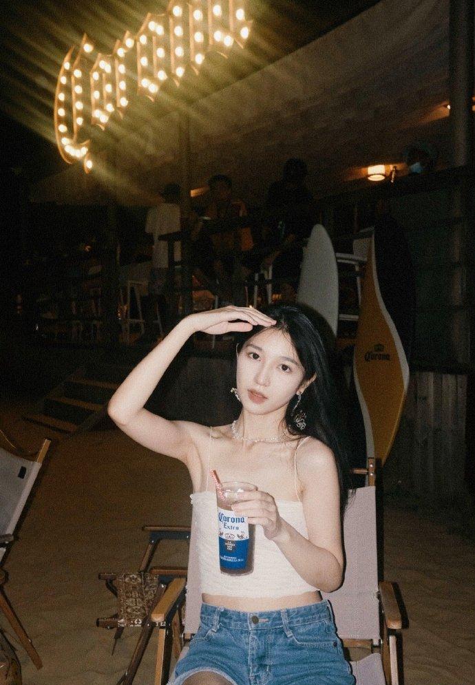 |美女五颗桃子分享自己的旅游美照，好美啊