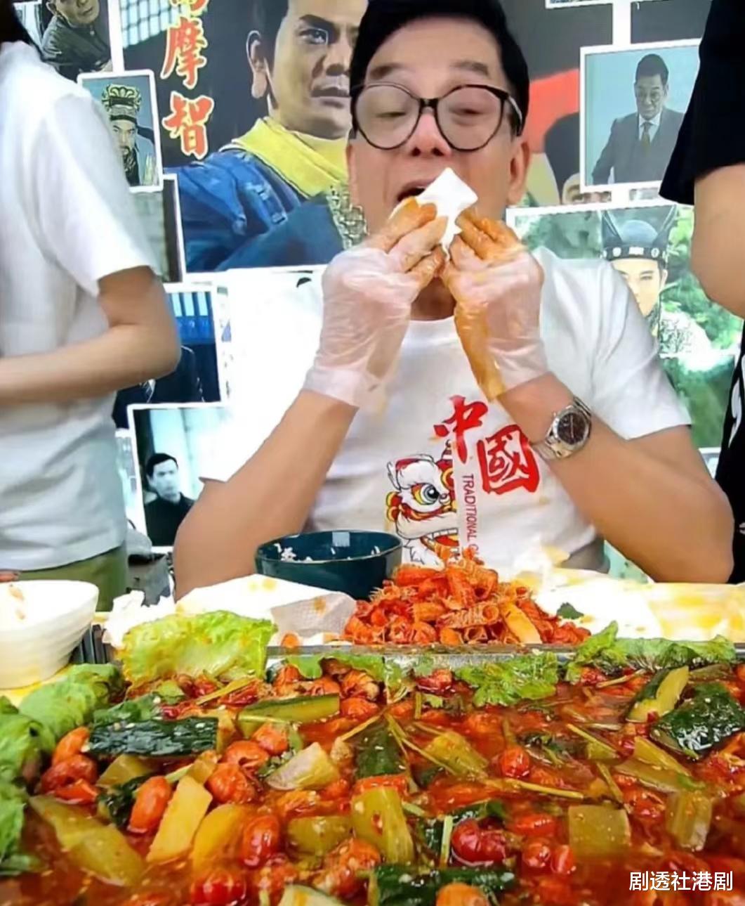 李国麟|激动！TVB知名老戏骨成功申请内地居住证，兴奋高呼：我也有身份了