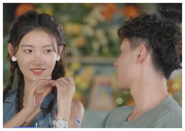 小姐姐|《心动5》女三男三双向奔赴,共用筷子和水杯,男五遗憾落单