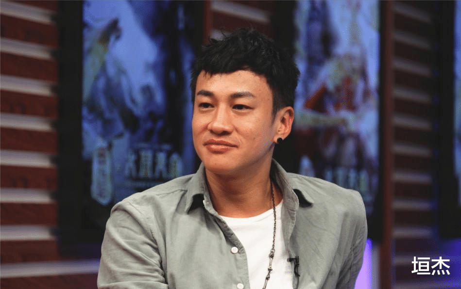 杜淳|天天演霸总，油而不自知！这10位中年男星，堪称“人间油物”