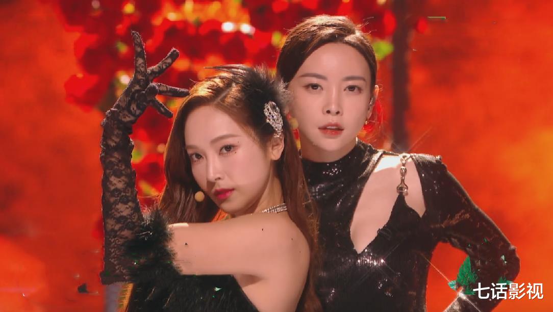 姐姐|扯头花OUT！姐妹情才是王道，《乘风破浪3》找到了新“流量密码”