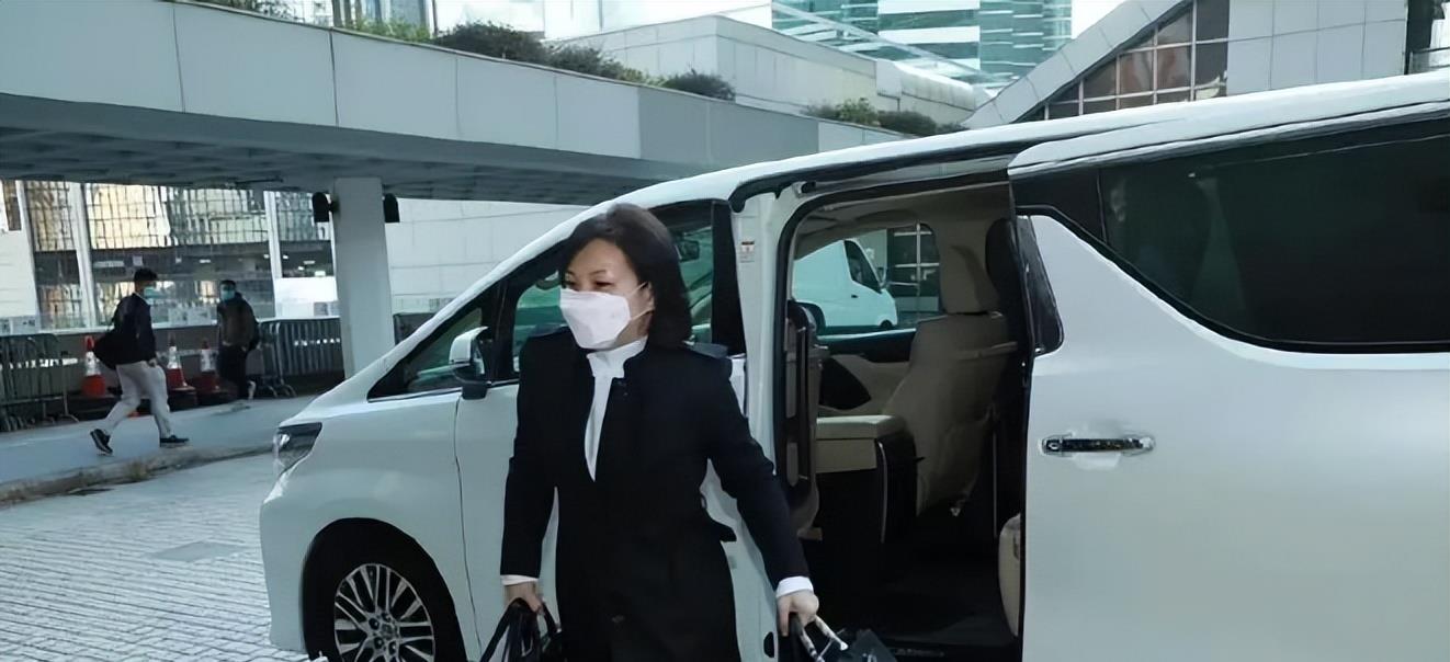 何猷邦|神秘的霍丽丽与何猷邦，低调几十年，从未公开露面