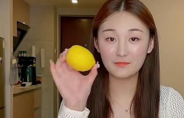 陈萌|吃醋了？陈萌孕后被奖励500W，亚男后悔离婚，想给朱家传宗接代