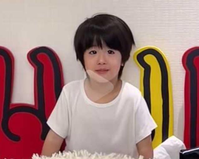 杨洋|姜潮情人节更新动态,晒与儿子对话,和妻子约会被儿子拒绝