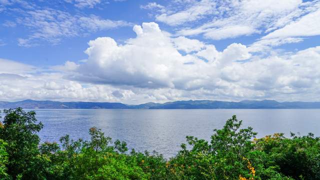 抚仙湖|这个小渔村，曾因抗浪鱼而闻名，如今鱼少了，风景却更好了