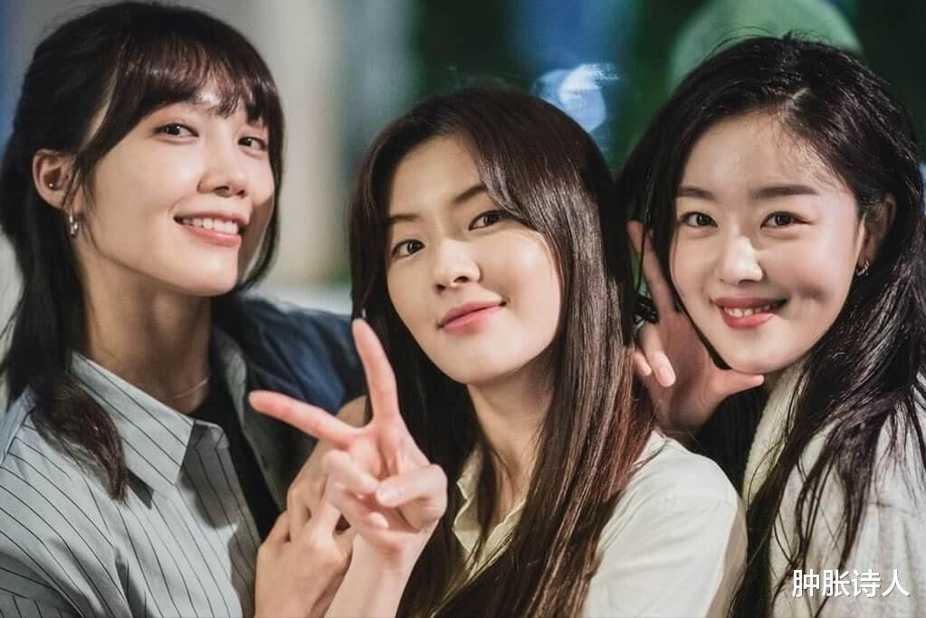 朴智妍|三个韩国女酒鬼的大胆,撕开了社畜们的遮羞布