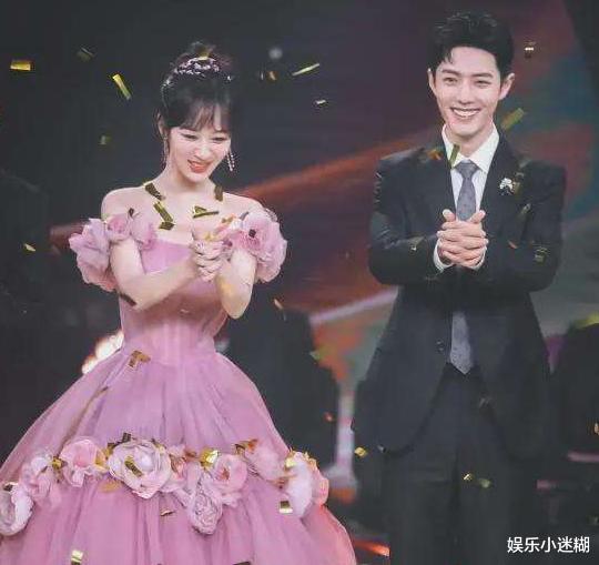 杨紫|杨紫新综来袭，嘉宾一起搭档过《中餐厅》，网友：题材绝了