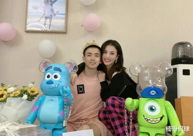 辽宁男篮|辽篮三杰感情现状！金金女友未毕业，继伟已婚，艾伦前女友颜值高
