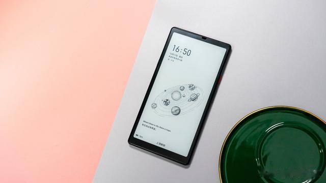 海信|轻薄便携 300ppi细腻墨水屏！海信Hi Reader阅读器图赏