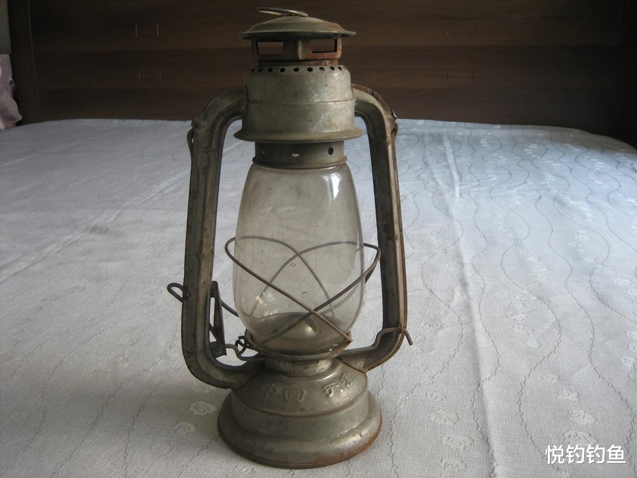 |夜钓小沟,就在我要打道回府之时,竟钓上来这么多条虎皮嘎牙子