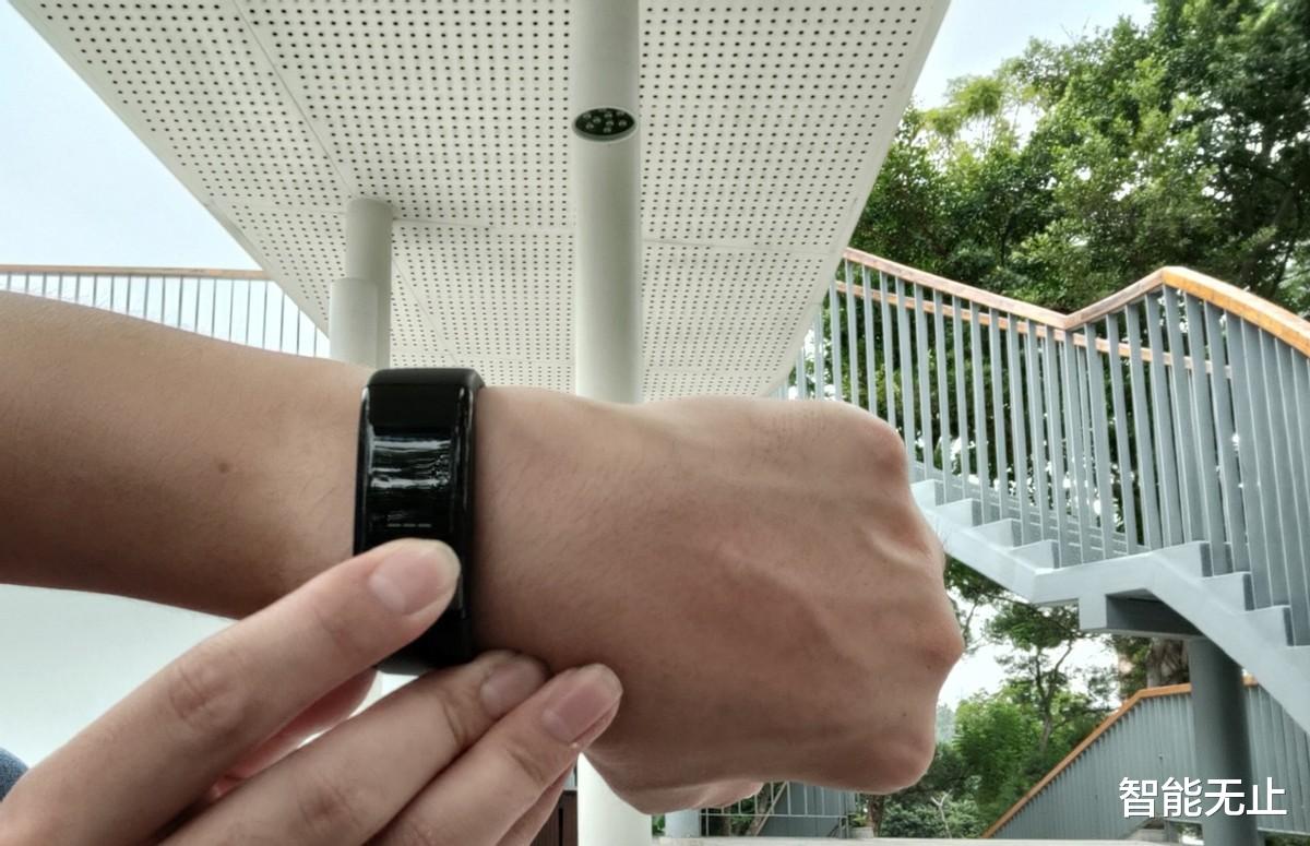 手环|血压和心电图轻松测,兼顾时尚外观,dido Y1良心手环推荐