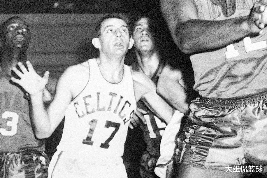 季后赛|美媒列出了效力NBA10个赛季以上，却从未缺席过季后赛的19名球员