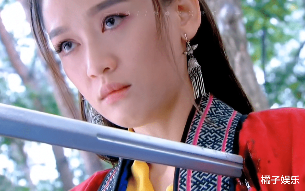 赵露思|破碎感还是清冷面瘫？赵露思演技引群嘲，粉丝反黑破坏路人缘？