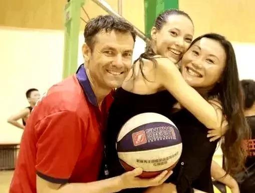 谷爱凌|多亏有个好爸爸!谷爱凌美国父亲太重要了,身份曝光后引粉丝热议