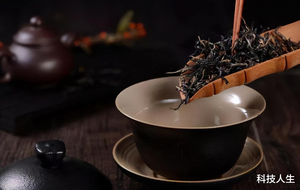 茶叶|泡茶叶还在加热水？难喝正常，教你2个技巧，让茶汤更加鲜香