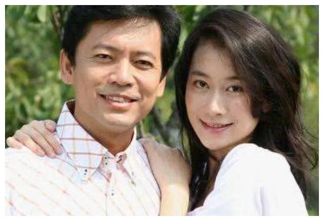 温峥嵘|演员温峥嵘:嫁初恋生娃,44岁风采依旧