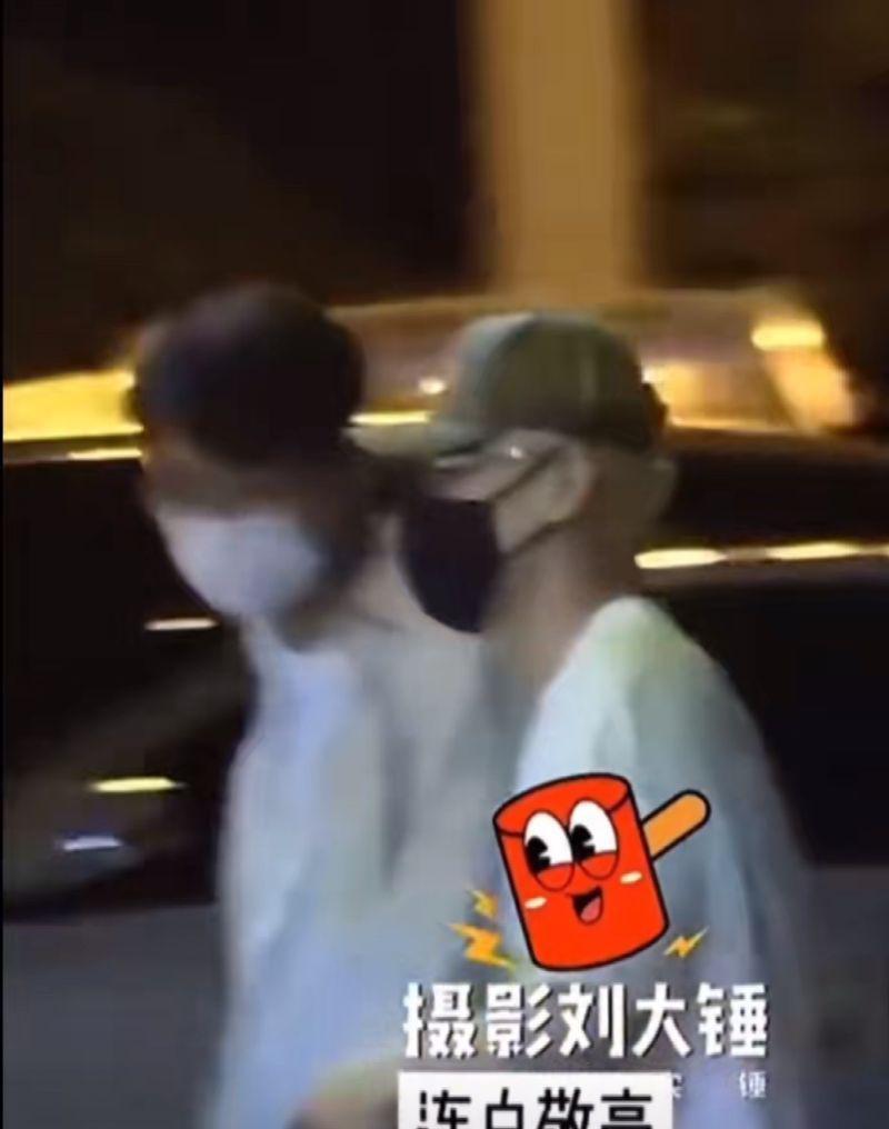 白敬亭|白敬亭被曝喜欢二字女星!网友扒证据女主是饭圈最红嫂子的人选