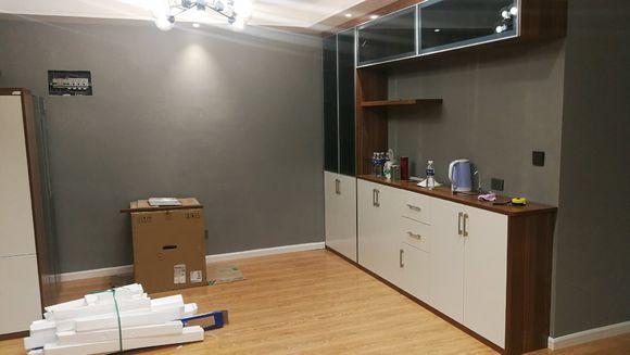 整屋定制价格高,硬装效果出来非常好看实用,业主都说不后悔