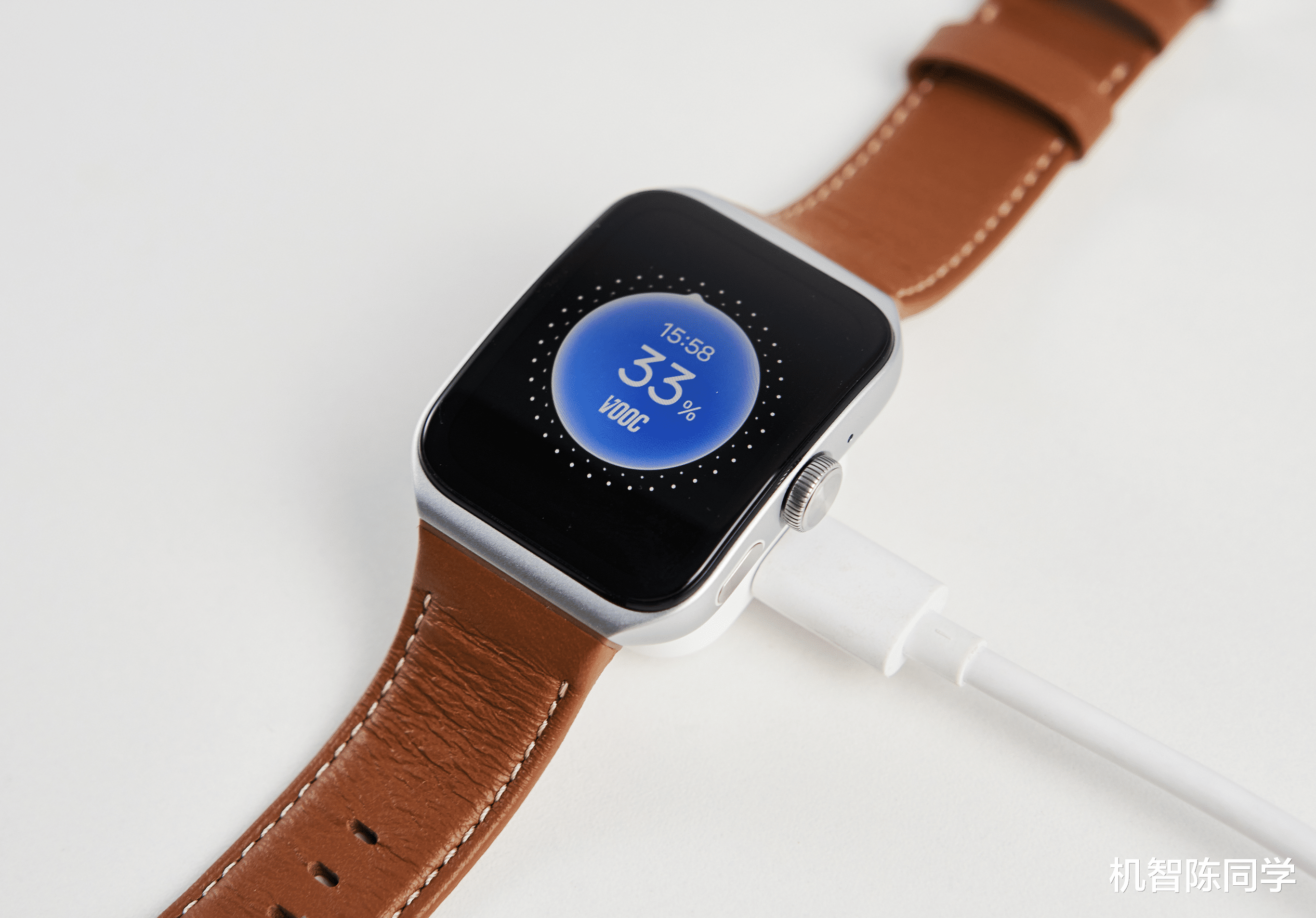 阿里巴巴|45分充入80%电量，Apple Watch快充数据公布！但这些点仍备受吐槽