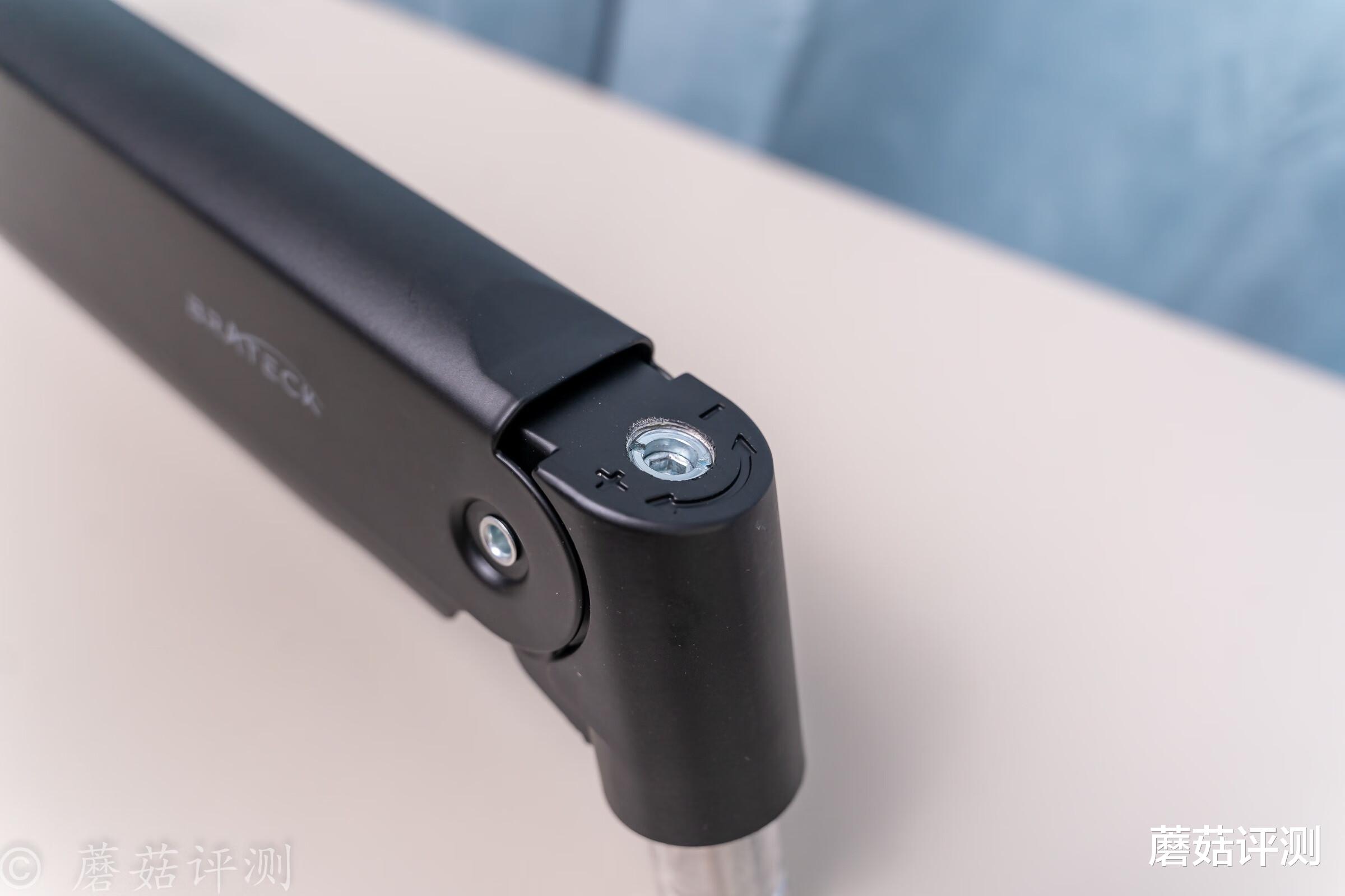 显示器|桌面更整洁，显示器调节更方便、Brateck北弧显示器支架E560 体验评测