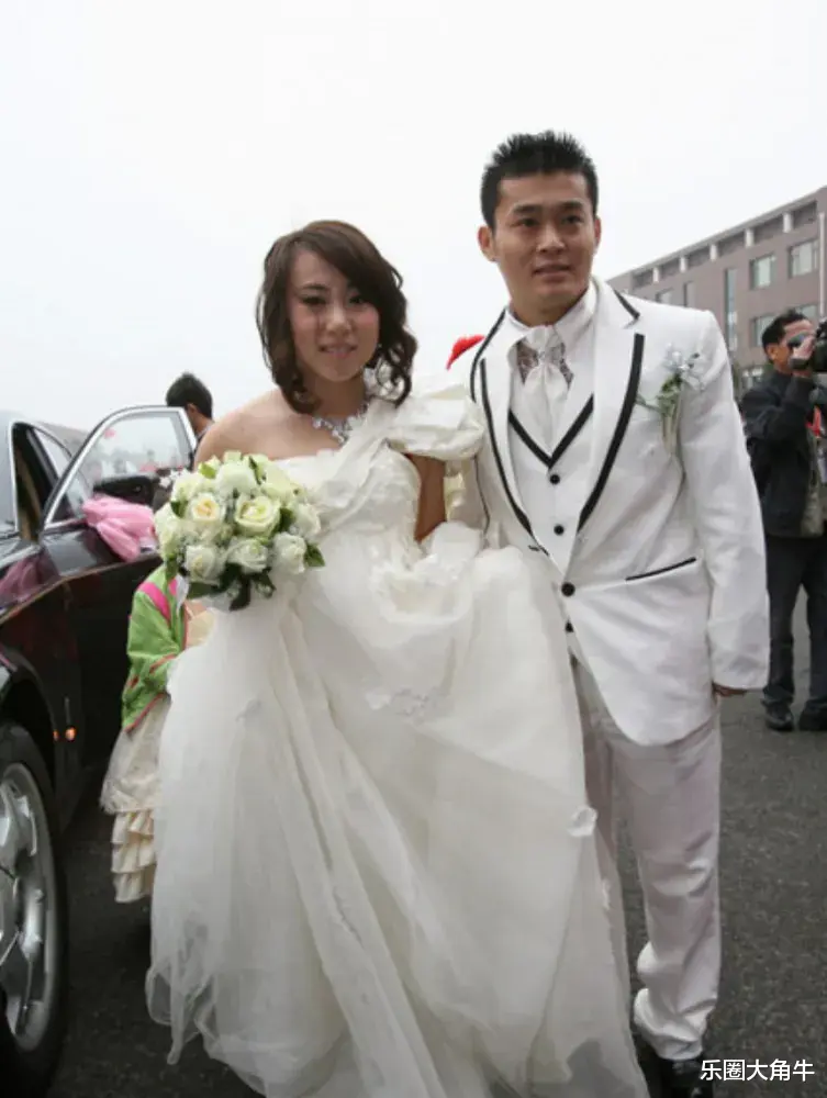 赵本山|离婚6年后,回头再看丫蛋和王金龙二人境遇,夫妻差距一目了然