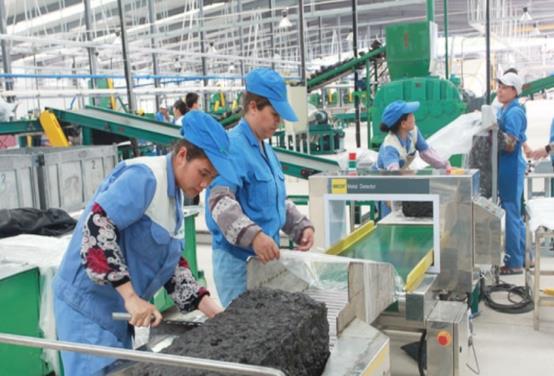 |2亿人做出选择:宁可送外卖也不进工厂,甚至以进工厂为耻?