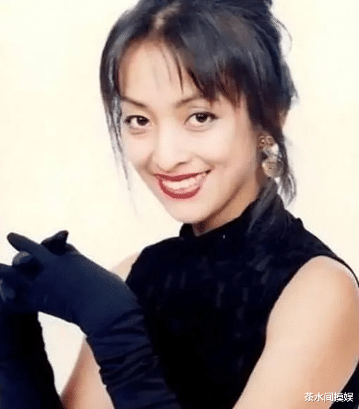 易烊千玺|移居国外的明星后续如何？有人生活艰难，有人嫁外国人，有人回国