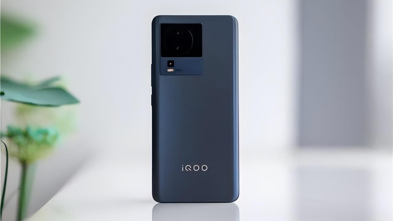 红米Note|2000元左右，这4款大屏手机“绝对超值”，闭眼入手即可