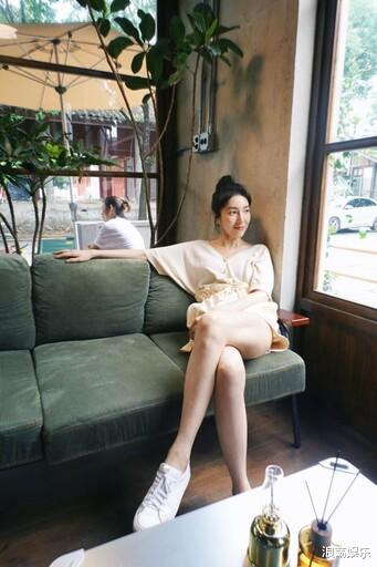 杨谨华|杨谨华素颜 网友：跟25年前长一样