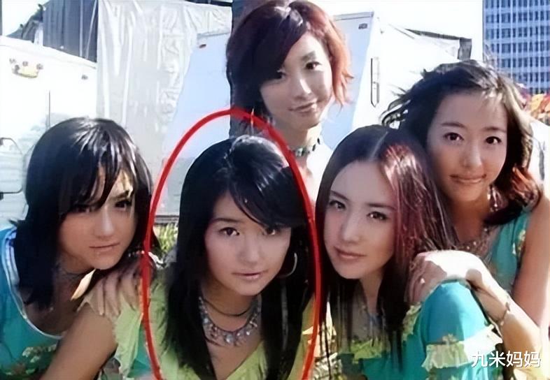 尹恩惠|尹恩惠晒怼脸自拍，网友质疑其嘴唇线条不自然，怀疑其又整容