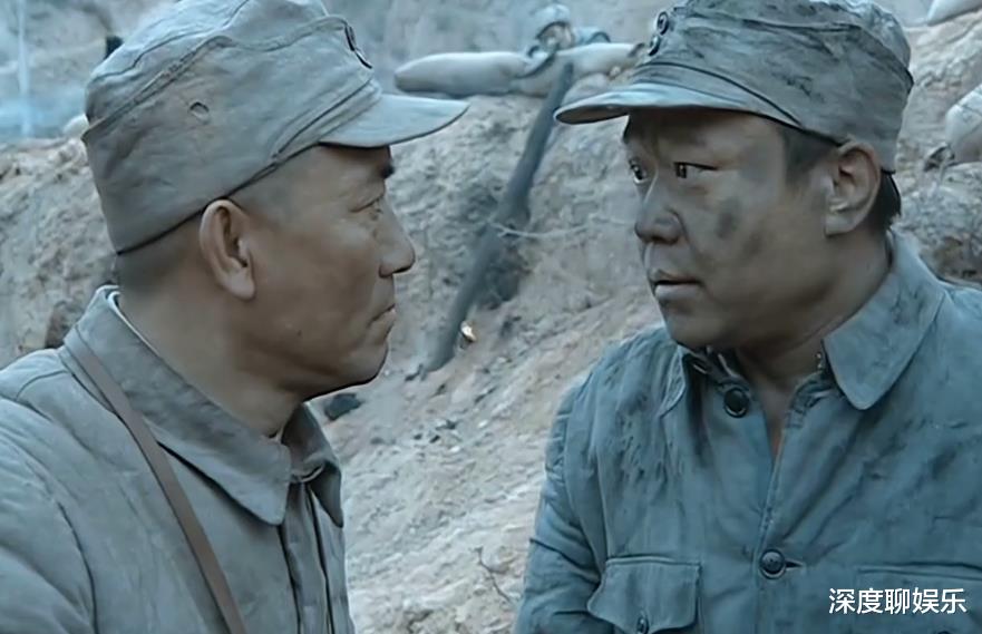 亮剑|亮剑：柱子是怎么死的？旧版被流弹击中，新版：格局打开了