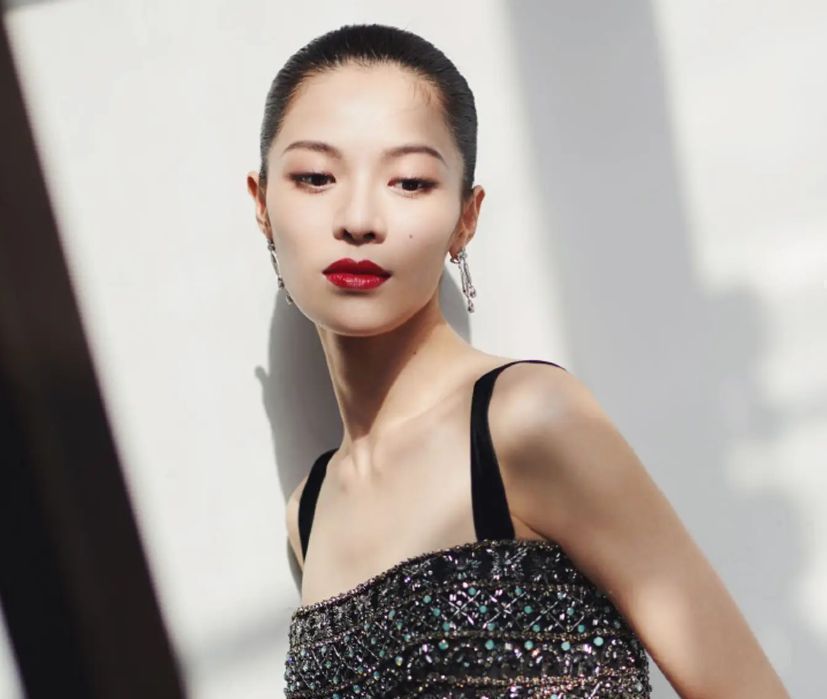 钟楚曦|钟楚曦黑泽疑似恋情曝光，两人连续游玩三天，女方工作室发文否认